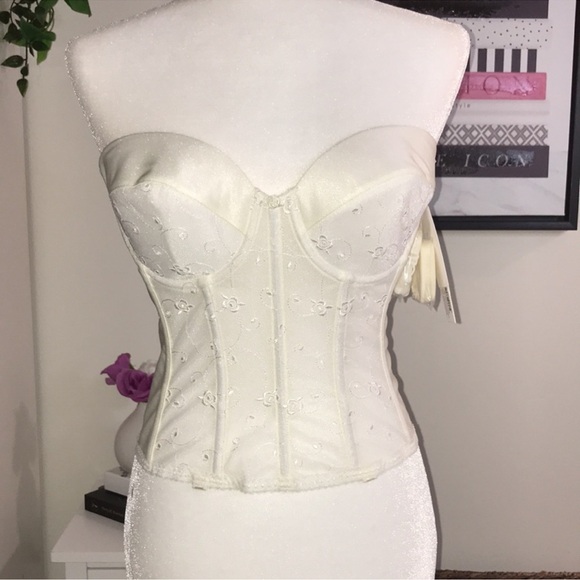 NWT Dominique Bride White Pearl Floral Corset 36C